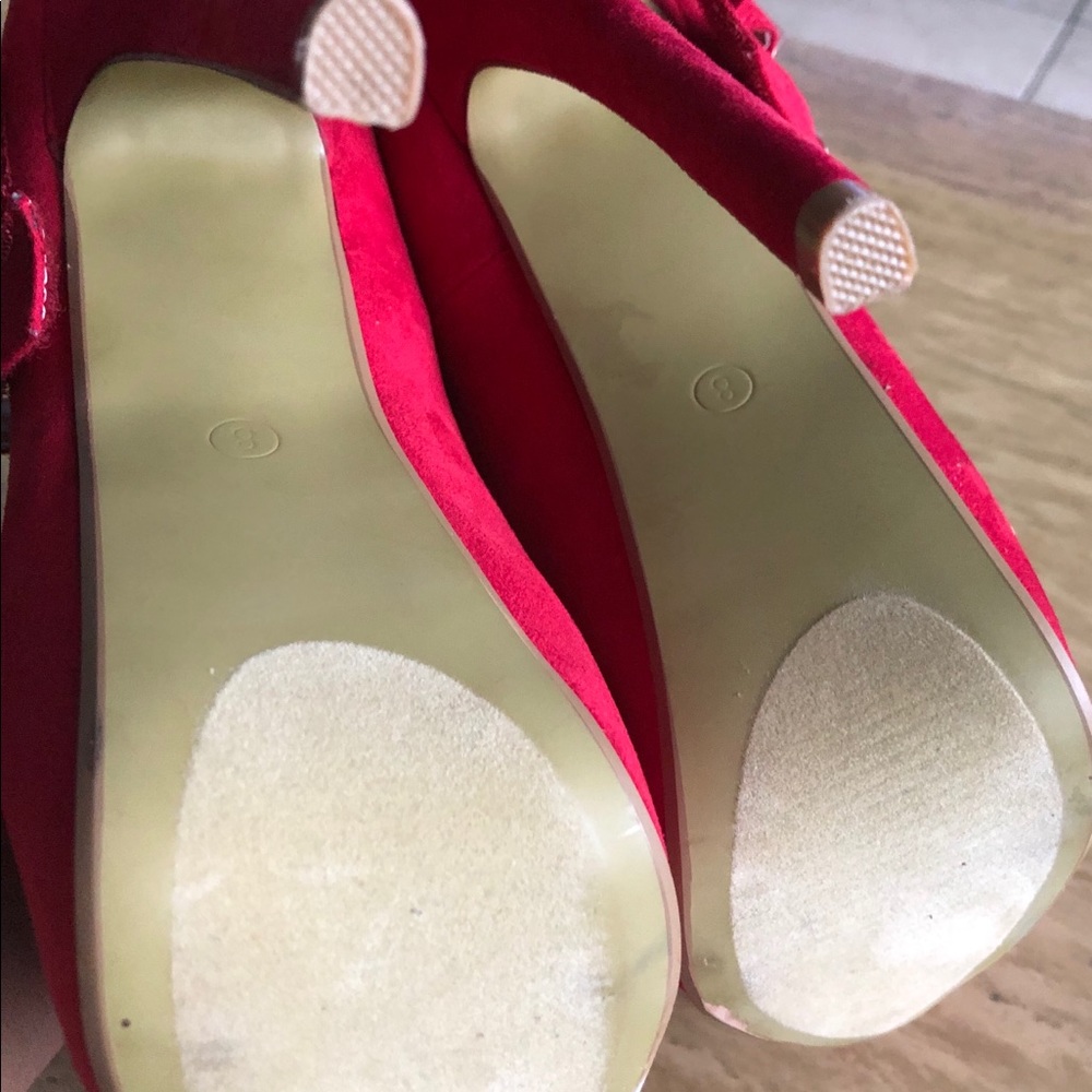 (SOLD)Liliana Red Suede Heels 👠 - Picture 6 of 8